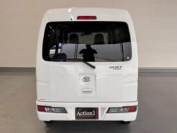 
										2019 Daihatsu Hijet Cargo 2WD full									