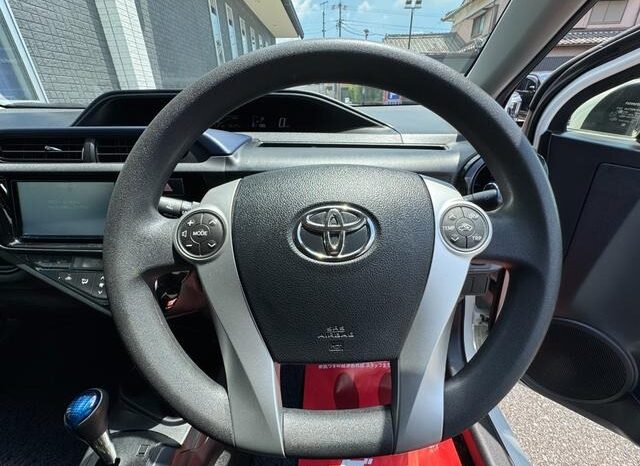 
								2016 Toyota Aqua S 2WD full									
