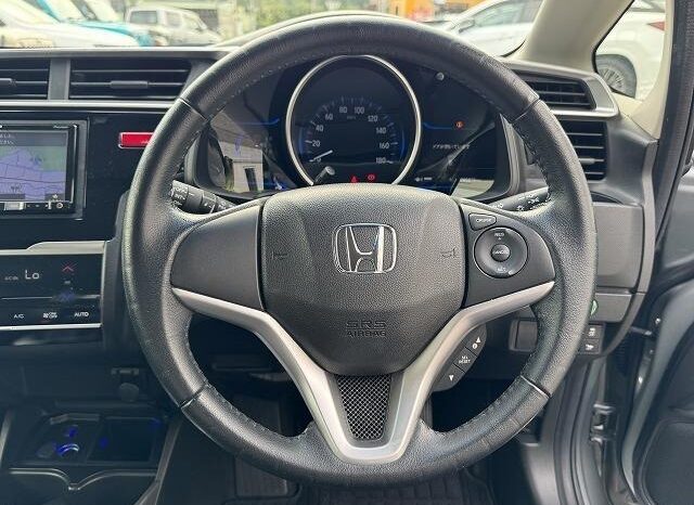 
								2015 Honda Fit Hybrid HYBRID L package 2WD full									