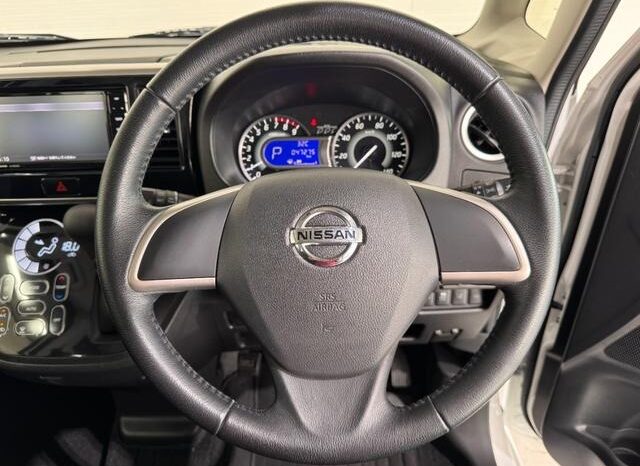 
								2019 Nissan Days Rooks Highway Star X Turbo 2WD full									