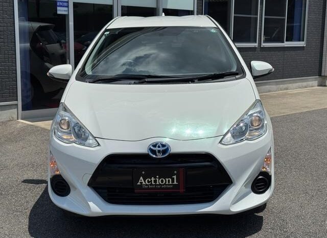 
								2016 Toyota Aqua S 2WD full									