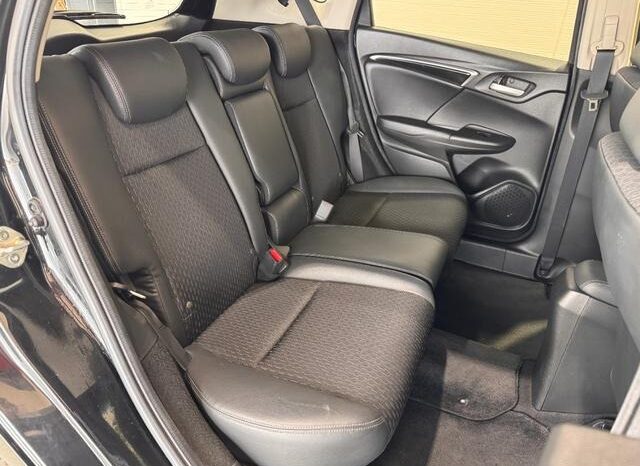 
								2014 Honda Fit Hybrid HYBRID L package 2WD full									