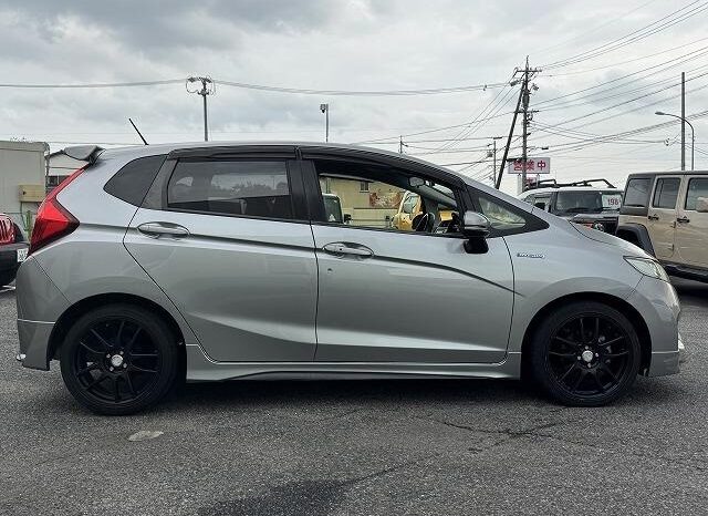 
								2015 Honda Fit Hybrid HYBRID L package 2WD full									