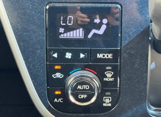 
								2015 Daihatsu Move Custom X Hyper SA 2WD full									