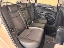 
										2014 Honda Fit Hybrid HYBRID L package 2WD full									