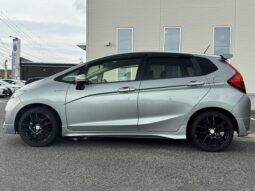 
										2015 Honda Fit Hybrid HYBRID L package 2WD full									