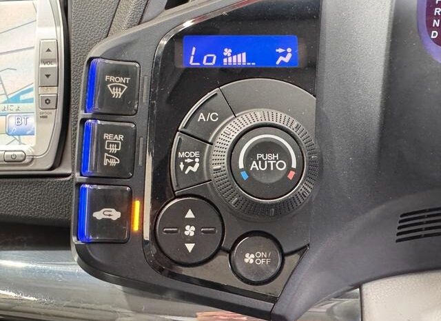 
								2010 Honda CR-Z a 2WD full									