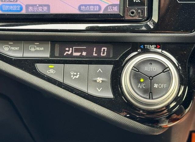 
								2017 Toyota Aqua S Style Black 2WD full									