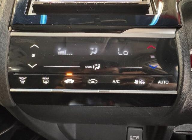 
								2014 Honda Fit Hybrid HYBRID L package 2WD full									