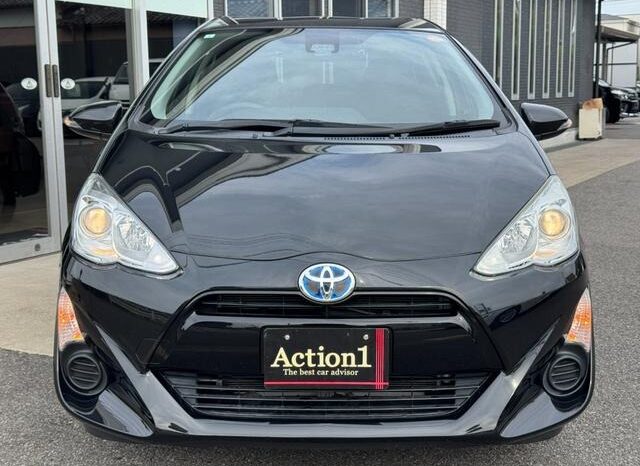 
								2017 Toyota Aqua S Style Black 2WD full									