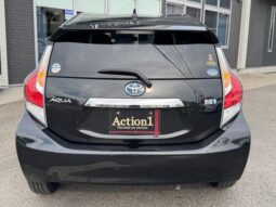 
										2017 Toyota Aqua S Style Black 2WD full									