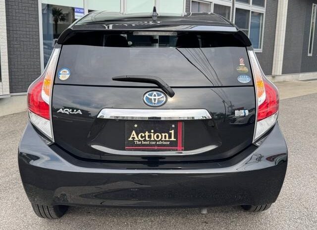 
								2017 Toyota Aqua S Style Black 2WD full									