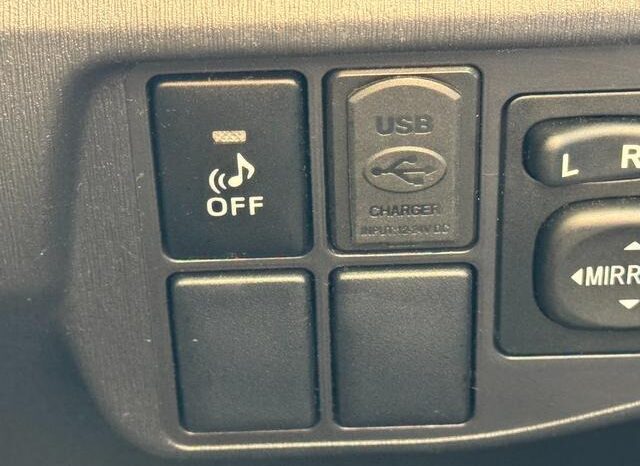 
								2012 Toyota Prius S 2WD full									