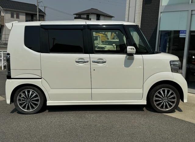 
								2017 Honda N-BOX Custom G Turbo SS Package 2WD full									