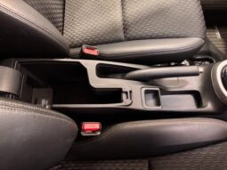 
										2014 Honda Fit Hybrid HYBRID L package 2WD full									