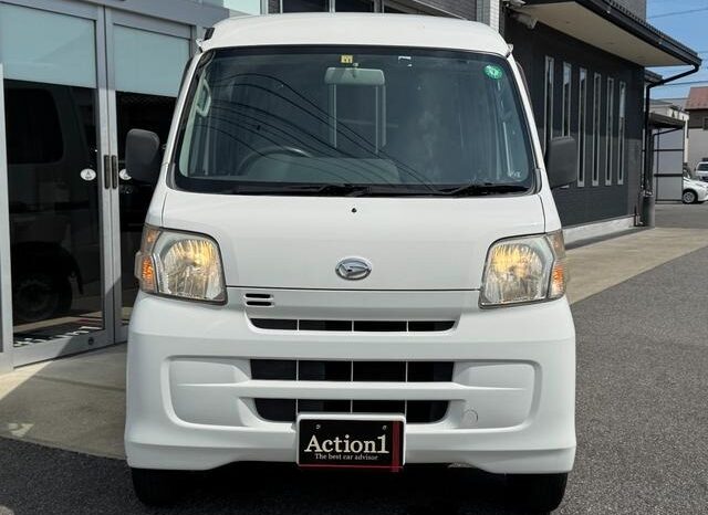 
								2015 Daihatsu Hijet Cargo Deluxe 2WD full									