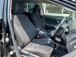 
										2012 Toyota Prius S Touring Selection 2WD full									