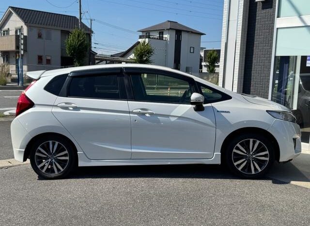 
								2016 Honda Fit Hybrid HYBRID S Package 2WD full									