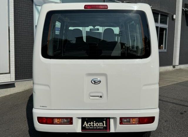 
								2015 Daihatsu Hijet Cargo Cargo 2-seater standard roof 2WD full									