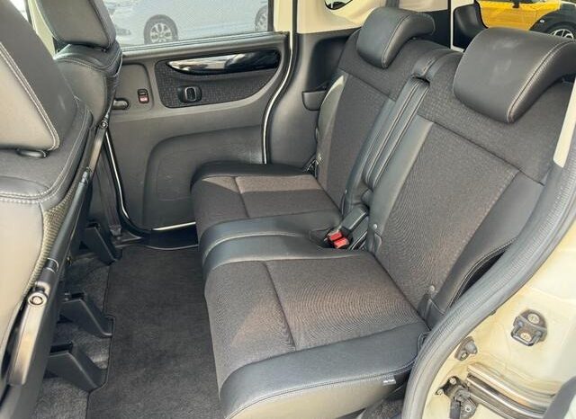 
								2017 Honda N-BOX Custom G Turbo SS Package 2WD full									