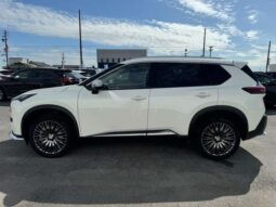 
										2022 Nissan X-Trail Autech e4orce 4WD full									