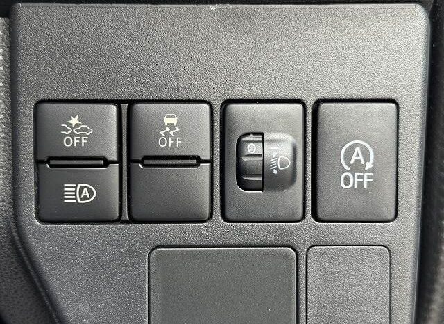 
								2019 Daihatsu Hijet Cargo Special Clean SA III High Roof 2WD full									