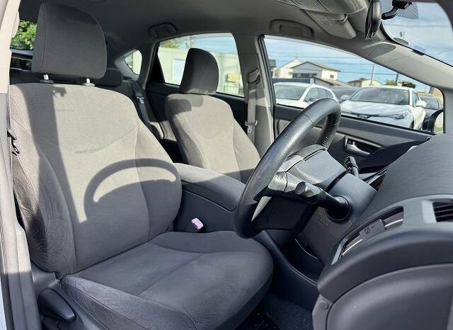 
								2011 Toyota Prius S 2WD full									