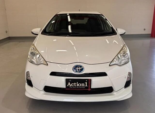 
								2013 Toyota Aqua G 2WD full									