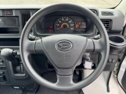 
										2019 Daihatsu Hijet Cargo Special Clean SA III High Roof 2WD full									