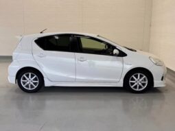 
										2013 Toyota Aqua G 2WD full									