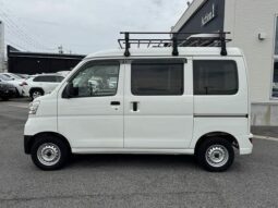 
										2019 Daihatsu Hijet Cargo Special Clean SA III High Roof 2WD full									