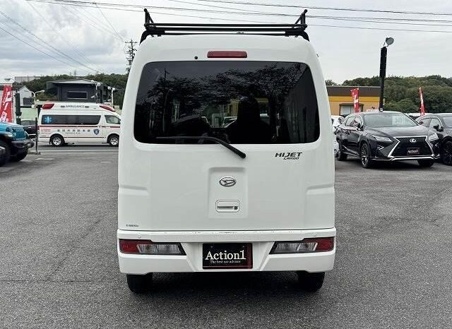 
								2019 Daihatsu Hijet Cargo Special Clean SA III High Roof 2WD full									