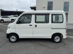 
										2019 Daihatsu Hijet Cargo Special SA III High Roof 2WD full									