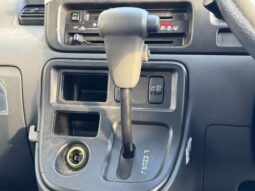 
										2017 Daihatsu Hijet Cargo Special high roof 2WD full									