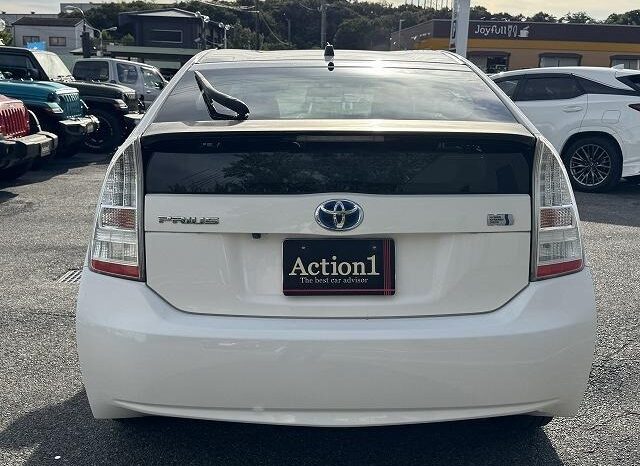 
								2011 Toyota Prius S 2WD full									