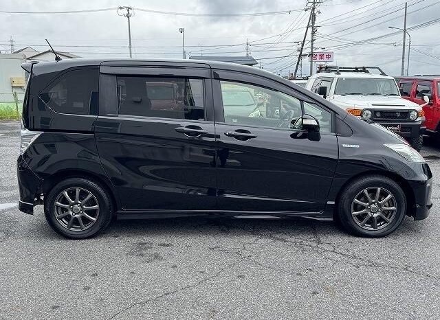 
								2013 Honda Freed Hybrid Just Selection 2WD full									