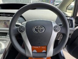 
										2013 Toyota Prius S 2WD full									