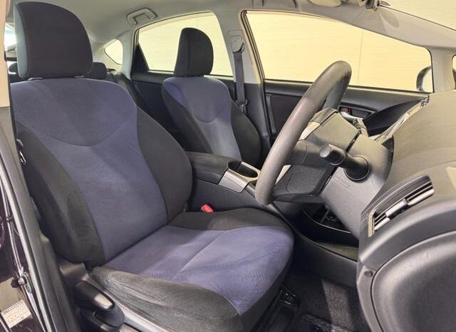 
								2013 Toyota Prius S 2WD full									