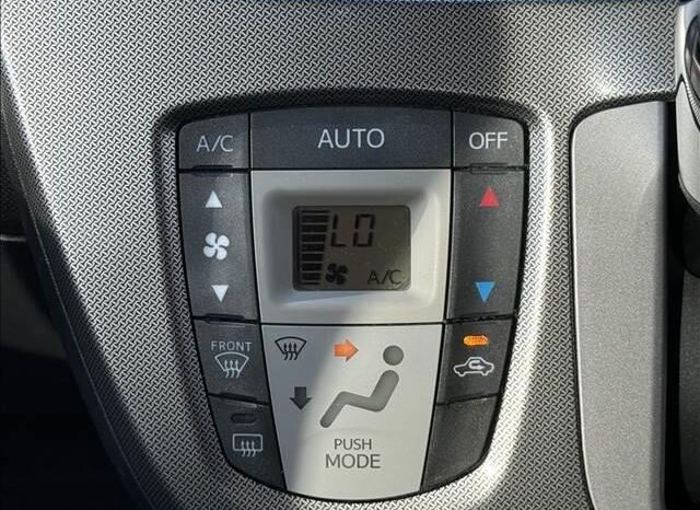 
								2013 Daihatsu Move Custom X SA 2WD full									