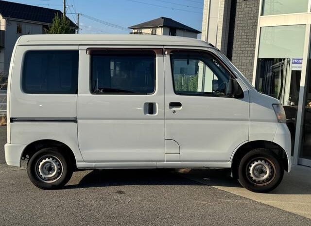 
								2017 Daihatsu Hijet Cargo Special high roof 2WD full									