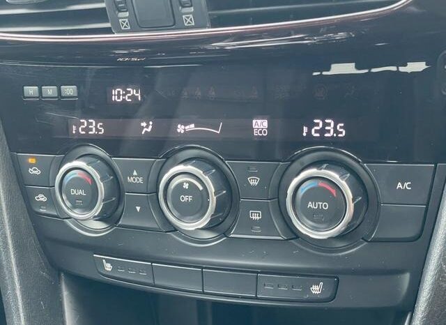 
								2013 Mazda Atenza Wagon XD L Package 2WD full									