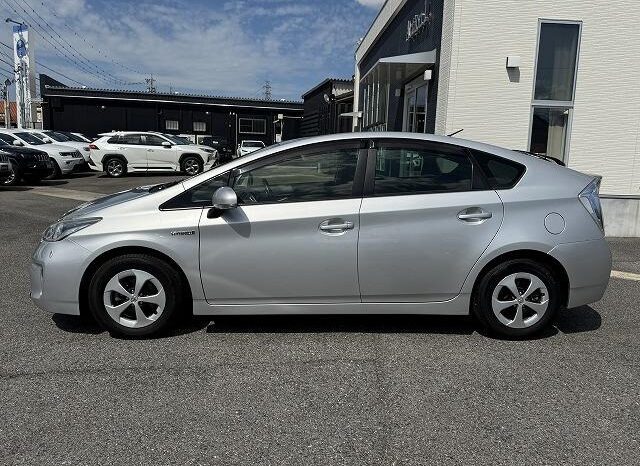 
								2012 Toyota Prius S 2WD full									