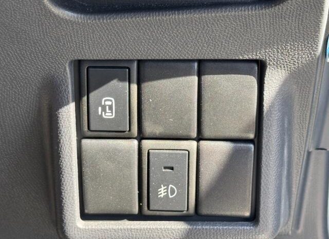 
								2012 Nissan Luke’s Highway Star 2WD full									