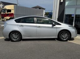 
										2013 Toyota Prius S 2WD full									