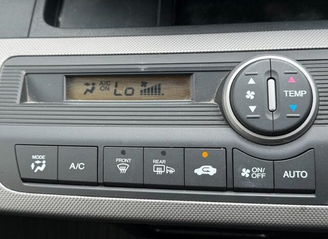 
								2013 Honda Freed Hybrid Hybrid Just Selection 7-seater 2WD full									