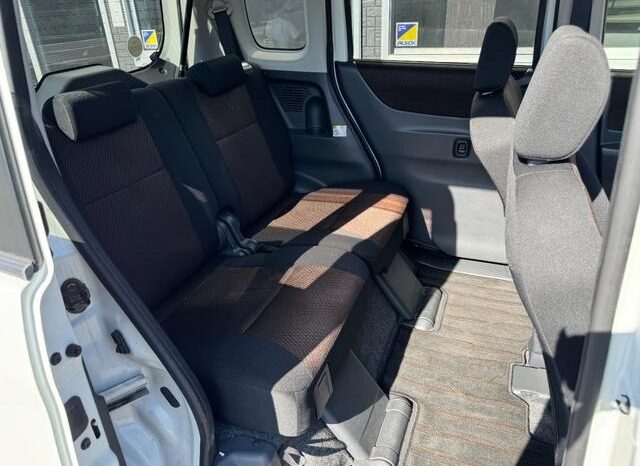 
								2012 Nissan Luke’s Highway Star 2WD full									