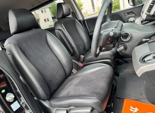 
								2013 Honda Freed Hybrid Hybrid Just Selection 7-seater 2WD full									